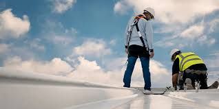 Best Roof Leak Repair  in Wellman, IA